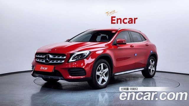 Mercedes-Benz GLA-Class 2019 — Photo 4/30