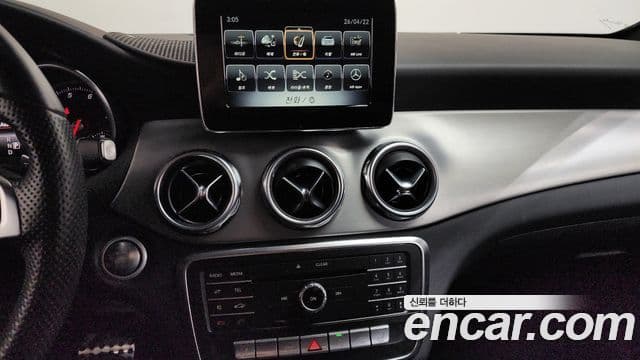 Mercedes-Benz GLA-Class 2019 — Photo 30/30