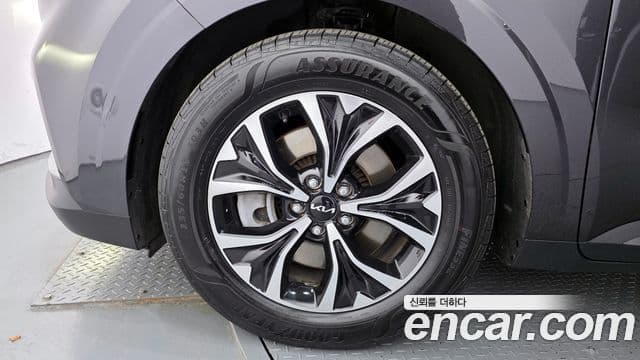 Kia Carnival 2022 — фото 5 из 20