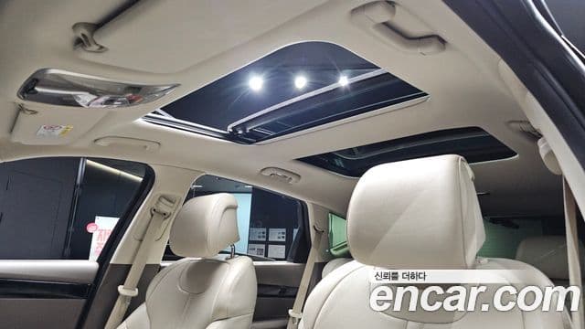 Genesis GV80 2022 — ფოტო 19/20