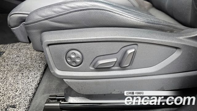 Audi Q5 2020 — Photo 29/34