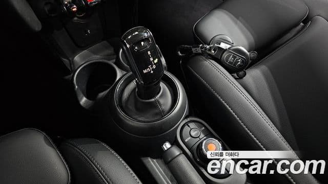 Mini Cooper 2021 — Şəkil 9/20