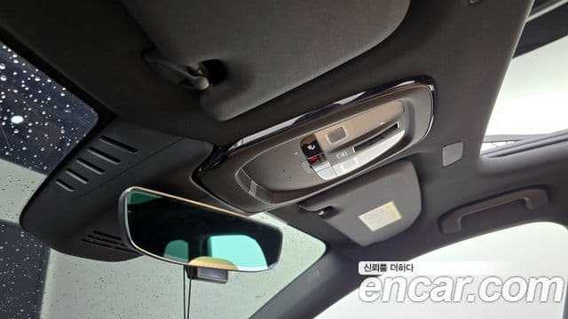 Volvo XC60 2023 — Photo 20/32