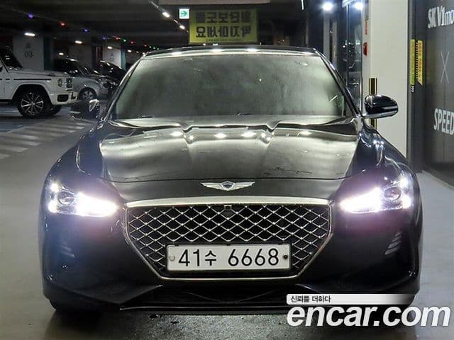Genesis G70 2019 — Photo 14/20