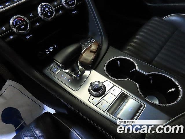 Genesis G70 2019 — Photo 5/20