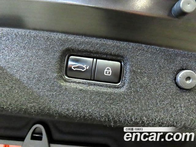 Genesis G70 2019 — Photo 6/20