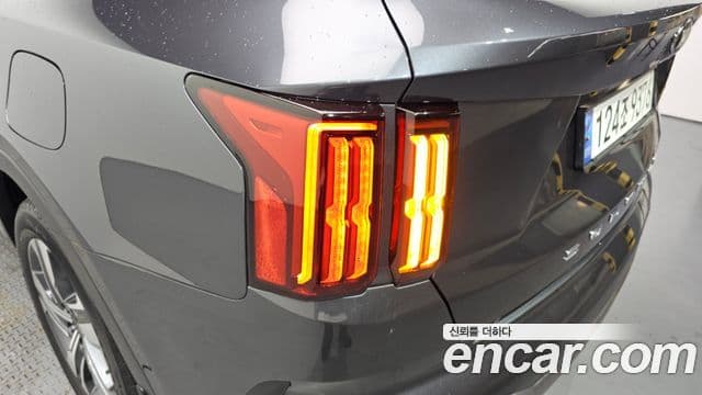 Kia Sorento 2021 — Photo 7/36
