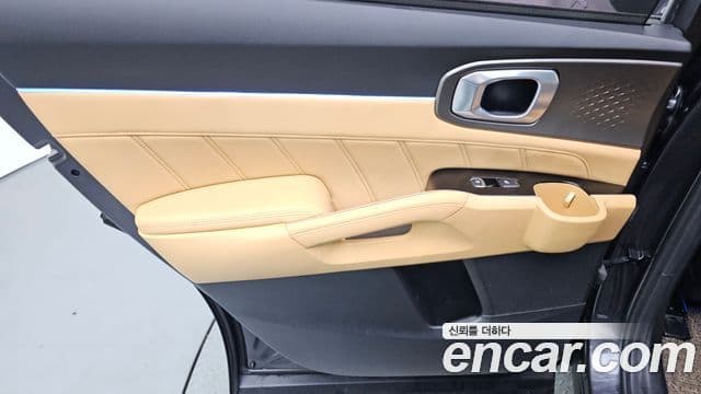 Kia Sorento 2021 — Photo 22/36