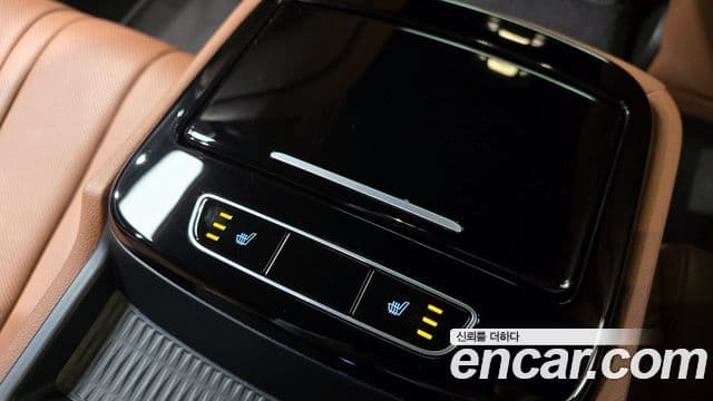 Genesis Electrified G80 2022 — Şəkil 18/20