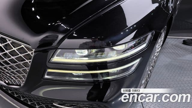 Genesis G80 2022 — Photo 15/36