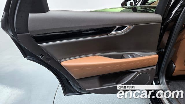 Genesis G80 2022 — Photo 1/36