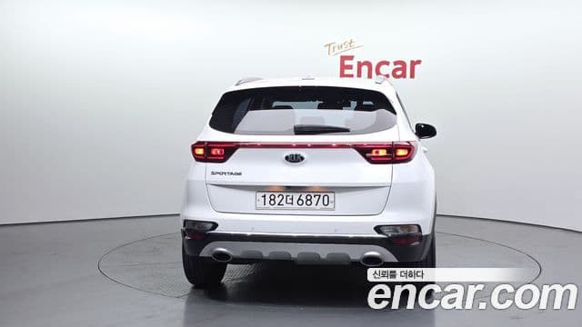 Kia Sportage The Bold 2021 — Şəkil 8/20