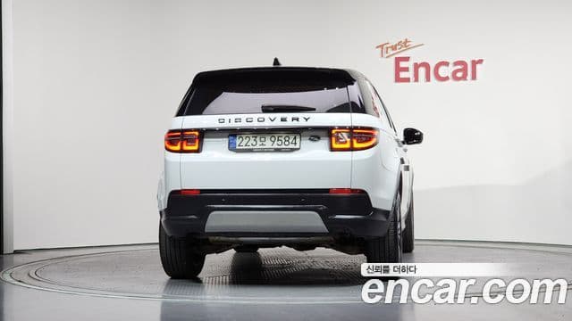 Land Rover Discovery Sport 2021 — ფოტო 4/20