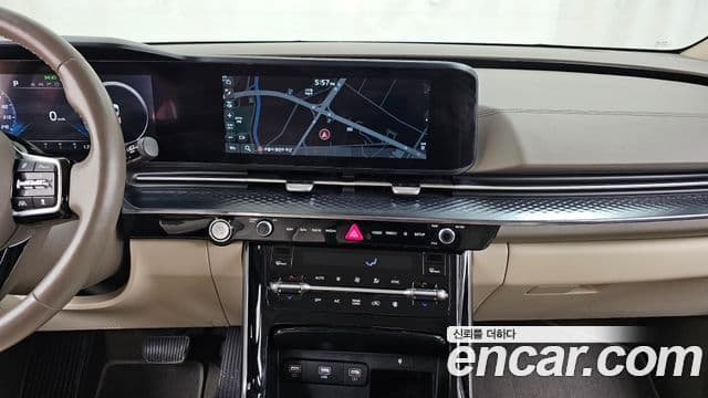 Kia Carnival 2021 — фото 14 из 20