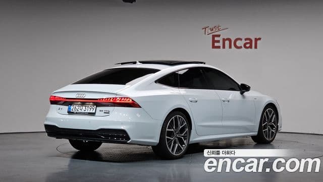 Audi A7 2025 — Фото 2/20