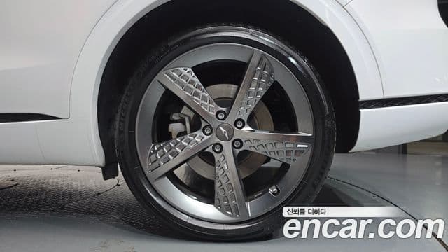 Genesis GV70 2021 — ფოტო 3/35