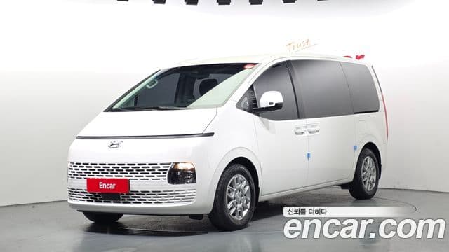 Hyundai Staria 2022 — ფოტო 1/20