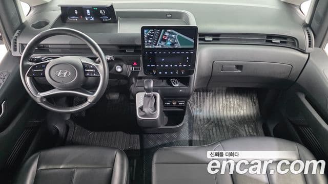 Hyundai Staria 2022 — ფოტო 7/20