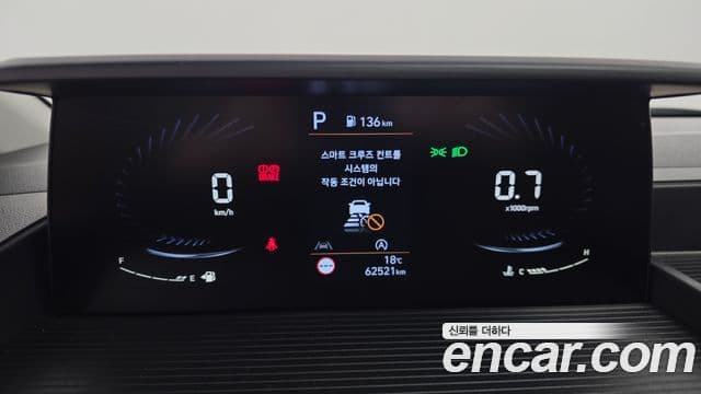 Hyundai Staria 2022 — ფოტო 8/20