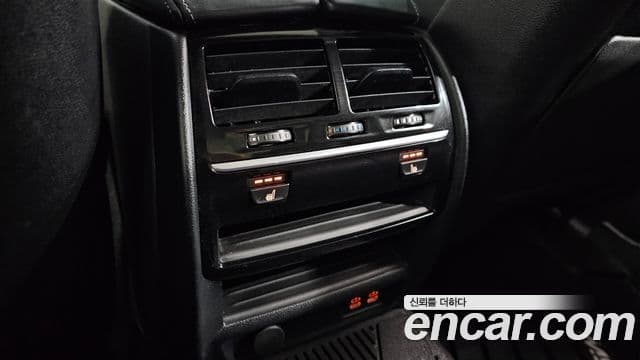 BMW 5 Series 2020 — Фото 18/20
