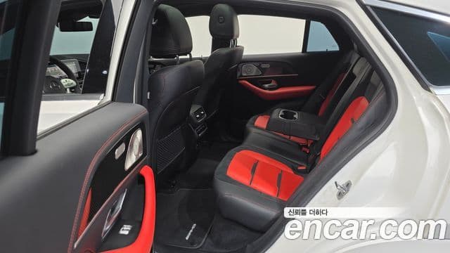 Mercedes-Benz GLE-Class 2023 — ფოტო 16/20
