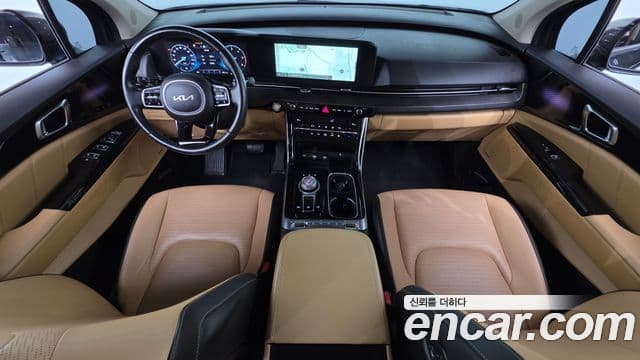 Kia Carnival 2022 — ფოტო 7/20