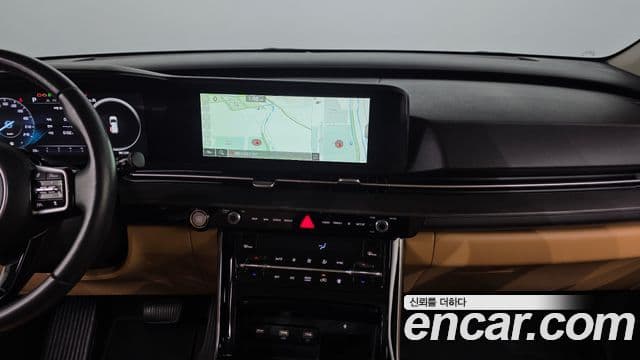 Kia Carnival 2022 — ფოტო 15/20
