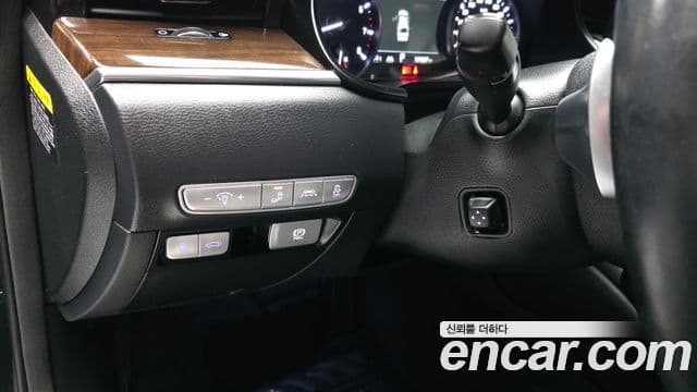 Kia The K9 2019 — Photo 8/32
