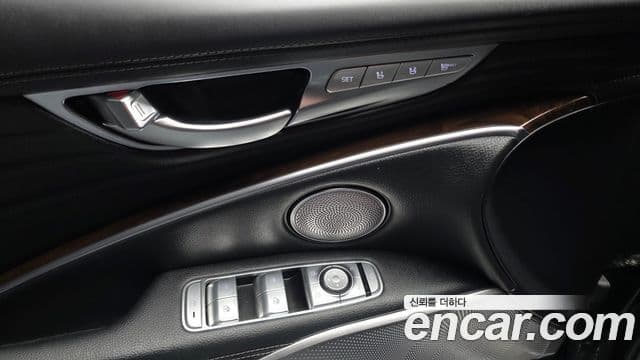 Kia The K9 2019 — Photo 19/32