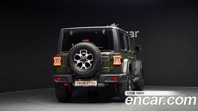 Jeep Wrangler 2020 — Фото 4/20