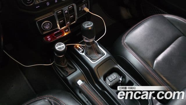 Jeep Wrangler 2020 — Фото 9/20