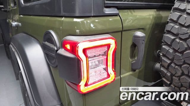 Jeep Wrangler 2020 — Şəkil 24/30