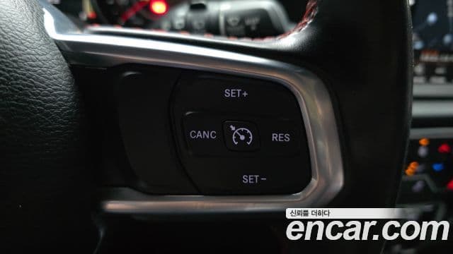 Jeep Wrangler 2020 — Şəkil 23/30