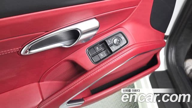 Porsche 718 Boxster 2020 — ფოტო 19/20