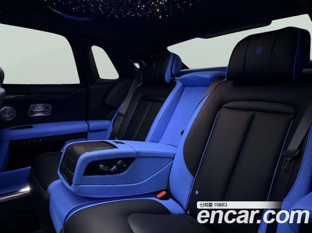 Rolls-Royce Ghost 2024 — ფოტო 11/20