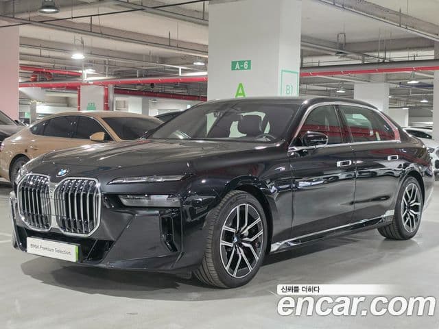 BMW 7 Series 2025 — ფოტო 9/20