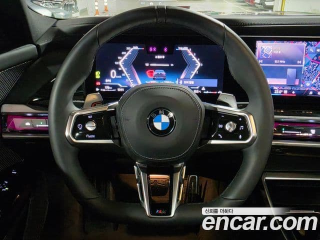 BMW 7 Series 2025 — ფოტო 14/20