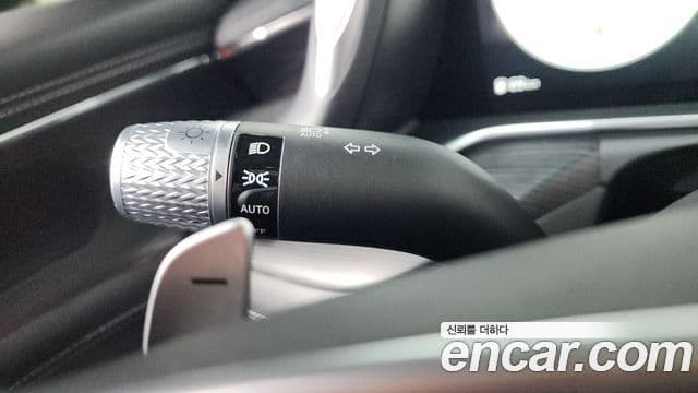 Genesis G90 2022 — Photo 25/43