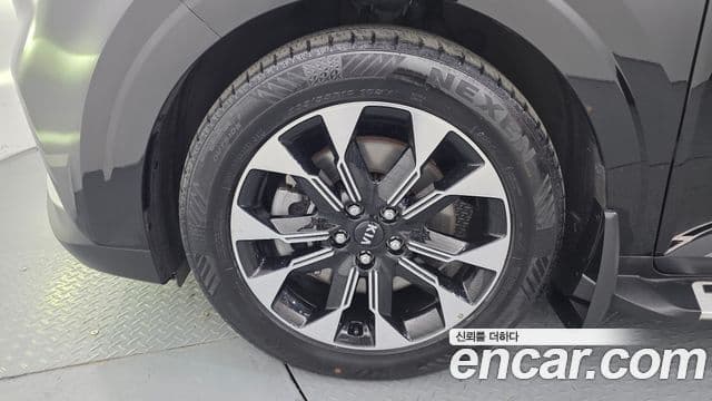 Kia Carnival 2021 — Şəkil 7/32