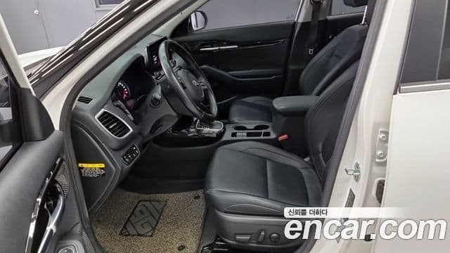 Kia Seltos 2019 — ფოტო 8/18