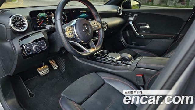 Mercedes-Benz A-Class 2021 — Şəkil 11/20