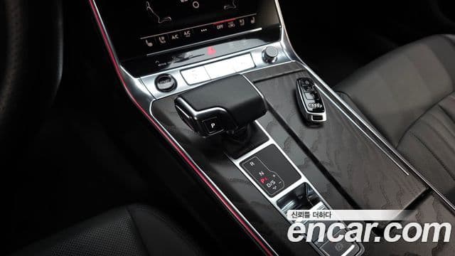 Audi A6 2021 — Şəkil 9/20