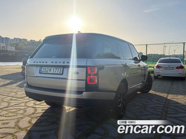 Land Rover Range Rover 2018 — Şəkil 2/15