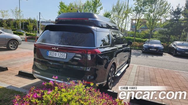 Kia Carnival 2022 — Photo 14/20