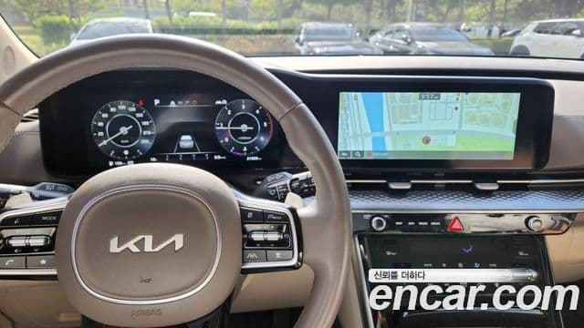 Kia Carnival 2022 — Photo 6/20