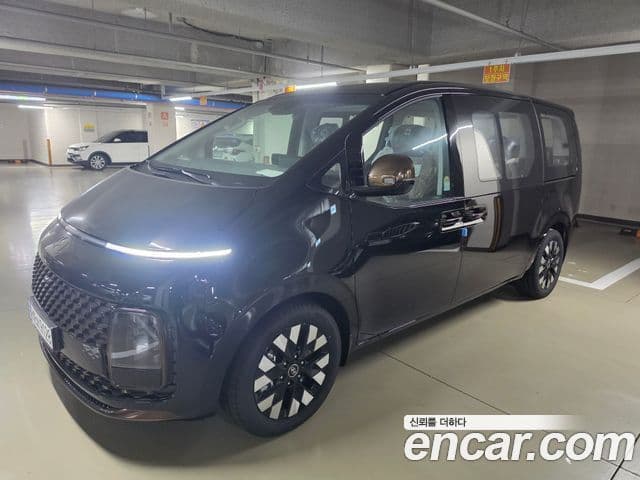 Hyundai Staria 2025 — ფოტო 2/14