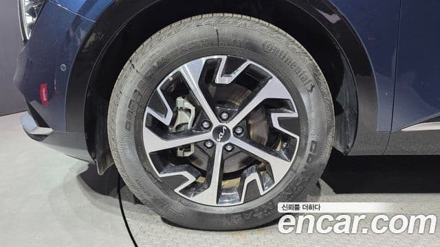 Kia Sportage 2024 — ფოტო 5/20