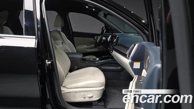 Kia Sorento 2023 — ფოტო 11/20