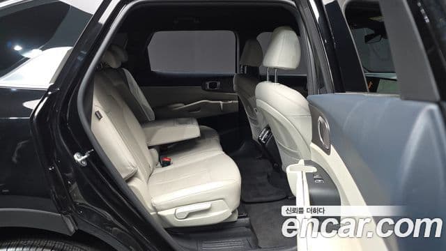 Kia Sorento 2023 — фото 12 из 20