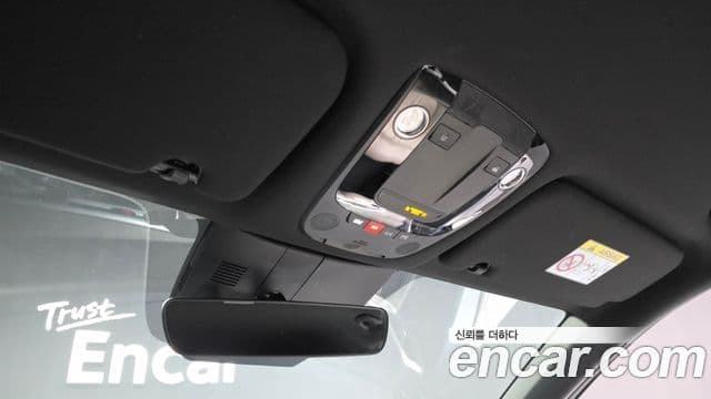 Kia Sorento 2023 — ფოტო 18/20